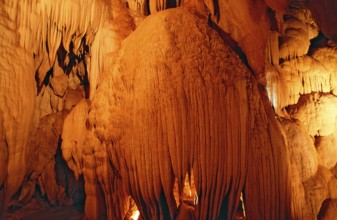 Stalactite cave, Window Cave, Borneo, Sarawak, Gunung Mulu NP, Malaysia, Asia