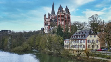 View of Limburg Cathedral, Limburg an der Lahn, Hesse, Germany, Europe