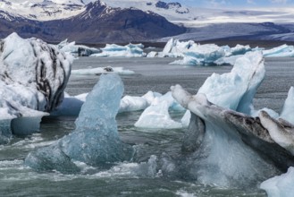 Jökulsarlon glacier lagoon, south coast, Iceland, Europe