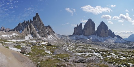 View of the Three Peaks and the Paternkofel from the path to the Dreizinnenhütte, Sesto Dolomites,