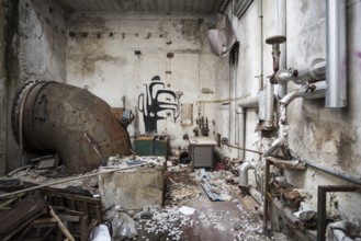 Details of an old abandoned factory