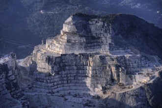 Natural stone, marble, Carrara marble, marble quarries, marble quarry, quarry, Carrara, Italy,