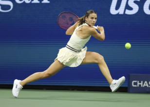Tennis player Emma Navarro in action at the US Open 2024 Championships, Billie Jean King Tennis