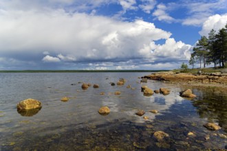 The littoral zone at hight tide. The shore of the White Sea. Kandalaksha Gulf, Karelia, Russia, end