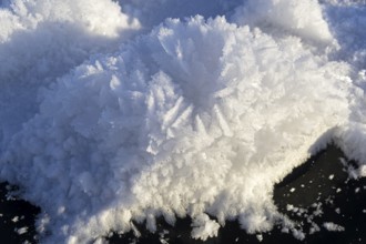 Ice crystals as a result of the crystallization of moisture in the air