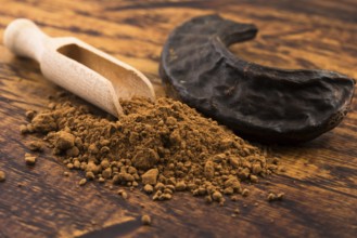 Carob pods and carob powder