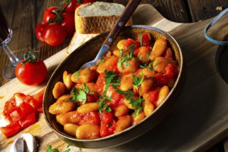 Rustic giant beans with fresh tomato sauce