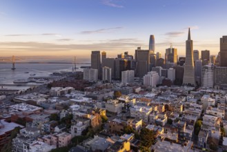 A picture of Downtown San Francisco at sunset