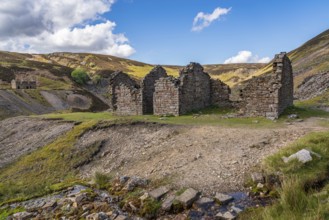 The remains of the Bunton Mine Shop near Gunnerside, North Yorkshire, England, UK