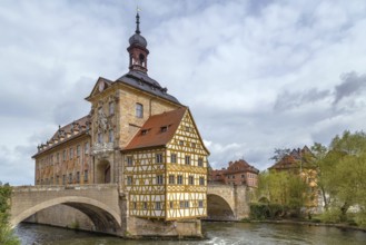 Old town hall (Altes Rathaus) (1386), built in the middle of the Regnitz river, accessible by two