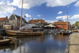 Old harbour on the Eemmeer, historic centre of Spakenburg, Bunschoten-Spakenburg, Utrecht,