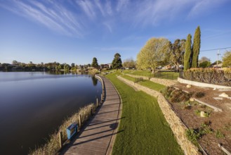 NAGAMBIE, AUSTRALIA, SEPTEMBER 25 2023: Late spring afternoon views of Nagambie township in