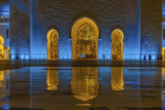 Shakezy Cayd Grand Mosque United Arab Emirates. Shooting Location: Abdabi