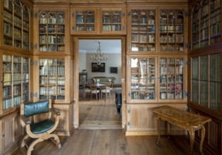 Havixbeck, Hülshoff Castle, home of the Annette von Droste zu Hülshoff Foundation, library with a