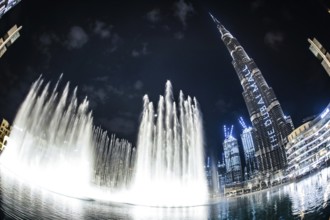 Dubai Fountain and Burj Harifa. Shooting Location: Dubai
