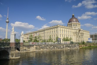 North façade, corner of west façade, Spreekanal Kupfergraben, Humboldt Forum, Schlossplatz, Mitte,
