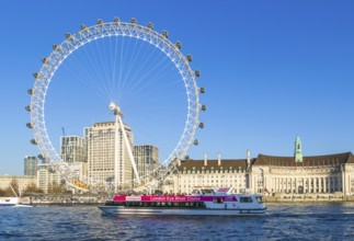 The London Eye ferris wheel, the Millennium Wheel, South Bank, River Thames, London, England, UK