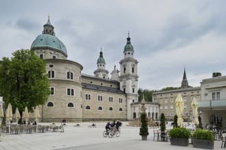 Residenzplatz with Salzburg Cathedral, Salzburg, Austria, Europe