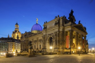 Brühl's Terrace with Church of Our Lady, Semper Monument, Fama Dome and Art Gallery in the Lipsius