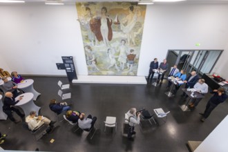 The partial uncovering of the early work in the Deutsches Hygiene-Museum has been completed In the