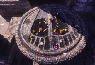 Buddha Footprint, Mahabodhi temple, Bodh Gaya, Gaya District, Bihar, India, Asia