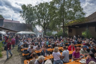 Visitors at a baking oven festival, Kleingeschaidt, Middle Franconia, Bavaria, Germany, Europe