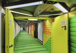 Listed RWTH Aachen University Hospital, interior photograph, high-tech architecture, North