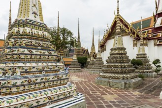 Wat Pho (Temple of the Reclining Buddha), Bangkok, Thailand, Asia