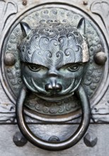 Close-up, door knocker with animal head at the Church of the Redeemer, Bad Homburg vor der Höhe,