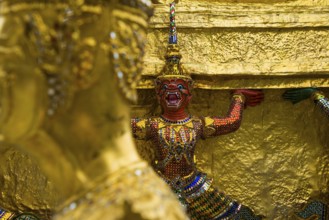 Wat Phra Kaeo temple, old royal palace, Bangkok, Thailand, Asia