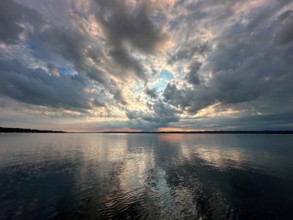 Evening mood, many clouds, Lake Starnberg, Bavaria, Germany, Europe