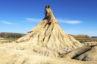 Castildetierra rock formation, semi-desert, Bardena Blanca area, Bardenas Reales Nature Park,