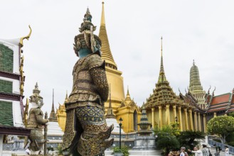 Wat Phra Kaeo temple, old royal palace, Bangkok, Thailand, Asia