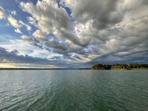 Evening mood, many clouds, Lake Starnberg, Bavaria, Germany, Europe