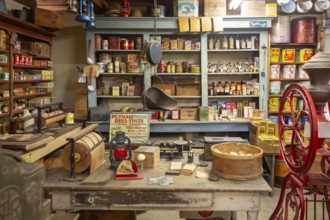 Clinton, Tennessee - The Museum of Appalachia, a collection of pioneer buildings and artifacts