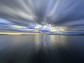 Evening mood, Lake Starnberg, zoom effect, Bavaria, Germany, Europe