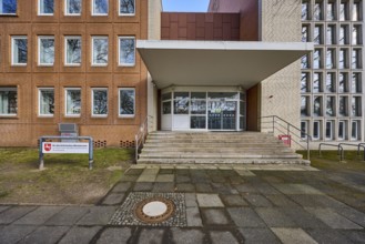 Lower Saxony Ministry of Social Affairs, Labour, Health and Equal Opportunities, entrance area,