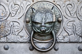 Close-up, door knocker with animal head at the Church of the Redeemer, Bad Homburg vor der Höhe,