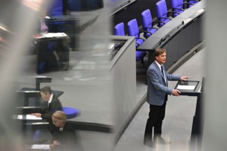 Dr Bernd Baumann (AfD) spoke at the tenth sitting of the Bundestag on the agenda item