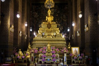 Wat Pho (Temple of the Reclining Buddha), Bangkok, Thailand, Asia