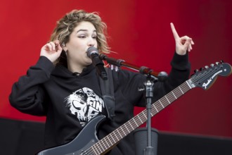 Daniela Villarreal Vélez, singer of The Warning at the Rock am Ring Festival on Sunday, Nürburgring