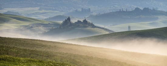 Foggy atmosphere in hilly landscape, province of Siena, Tuscany, Italy, Europe