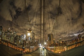 Night of the Brooklyn Bridge. Shooting Location: New York, Manhattan