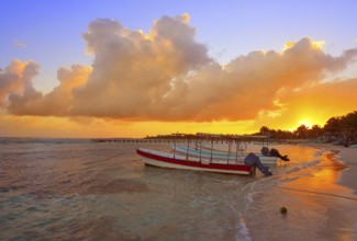 Mahahual Caribbean beach sunset in Costa Maya of Mayan Mexico