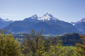 Berchtesgaden and Watzmann in autumn, view from the Marxenhöhe, Berchtesgarden Alps, Berchtesgaden,