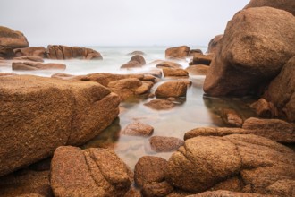 Atlantic coast in Brittany near Ploumanach