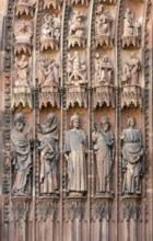 Strasbourg Cathedral, Cathédrale Notre-Dame de Strasbourg, centre west portal, wall figures: