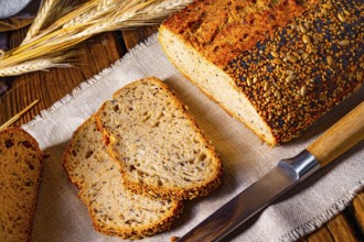 Linseed bread with a poppy seed and sesame mixture