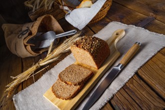 Moist wholemeal bread, crushed or ground wholemeal