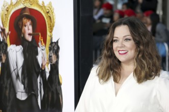 Melissa McCarthy at the Los Angeles premiere of 'The Boss' held at the Regency Village Theatre in